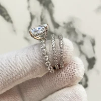 /public/photos/live/Accented Diamond Wedding Ring Set-1119 (2).webp